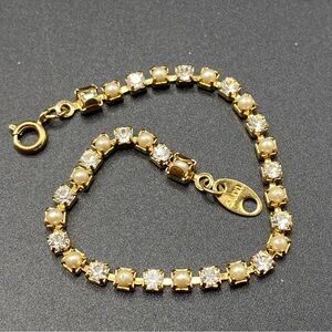 AVON Bracelet Pearl & Rhinestone Tennis Bracelet Gold Tone Vintage